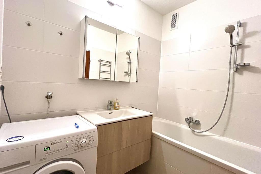 Apartment 14 Im Herzen Von Linz Esterno foto